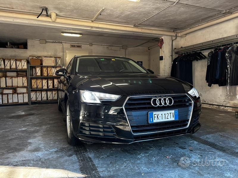 Usata Audi A4 150 CV (110 kW) 2017 Nero Station wagon