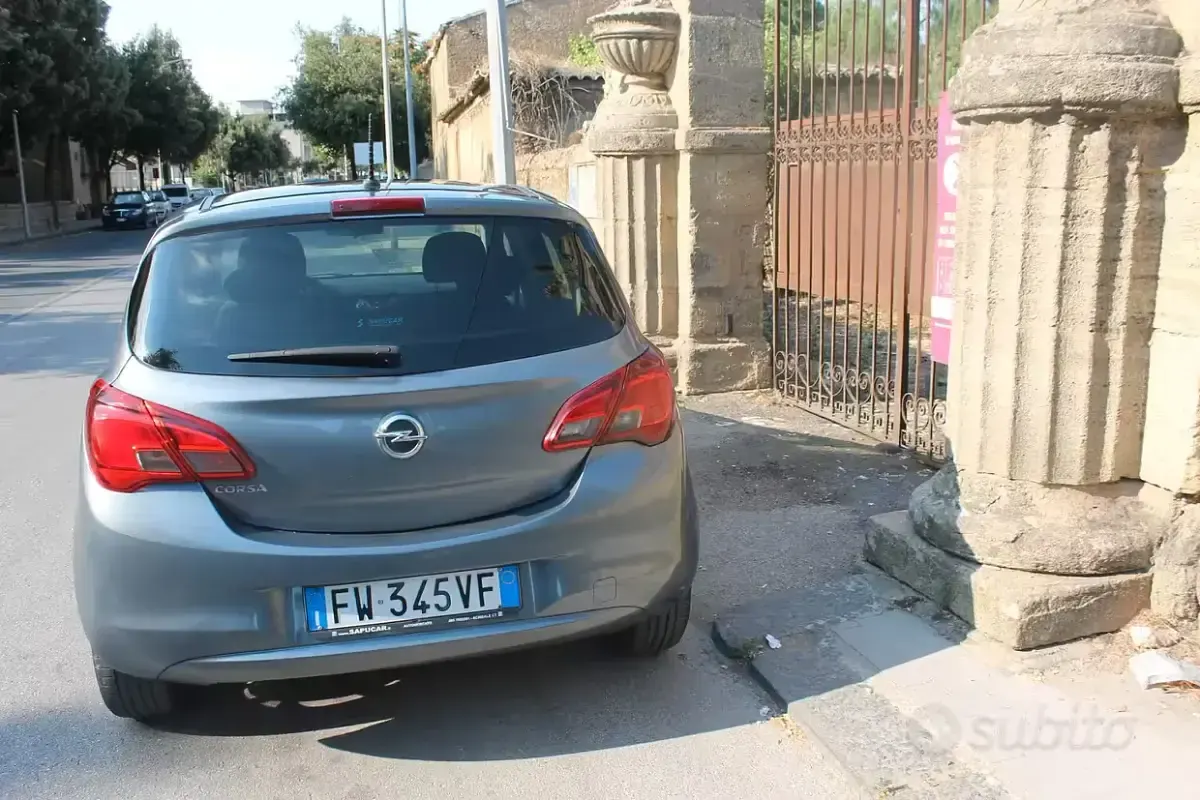 Usata Opel Corsa 69 CV (50 kW) 2019 Grigio Utilitaria