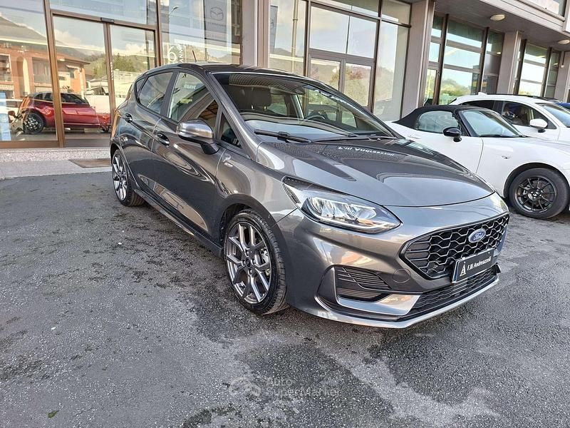 Usata Ford Fiesta ST-Line 125 CV (91 kW) 2024 Grigio Berlina