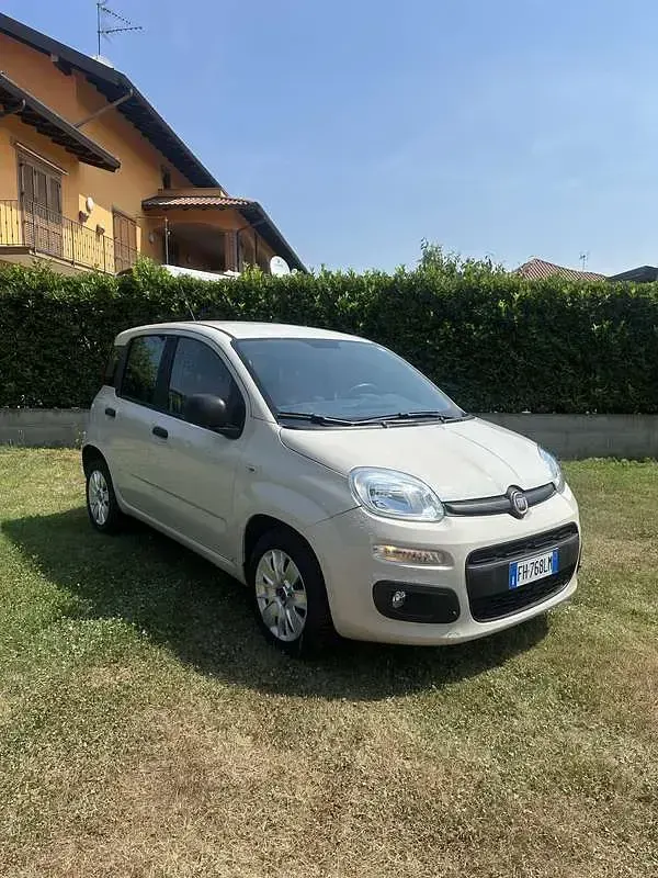 Usata Fiat Panda Easy 69 CV (50 kW) 2017 Bianco Utilitaria