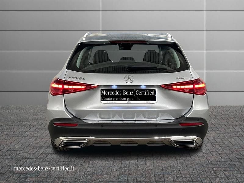 Käytetty Mercedes 220 Premium 200 HP (147 kW) 2023 Farmari