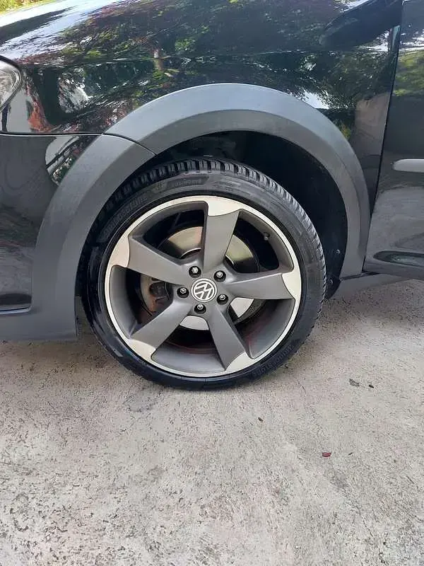 Usata VW Touran Highline 170 CV (125 kW) 2010 Monovolume