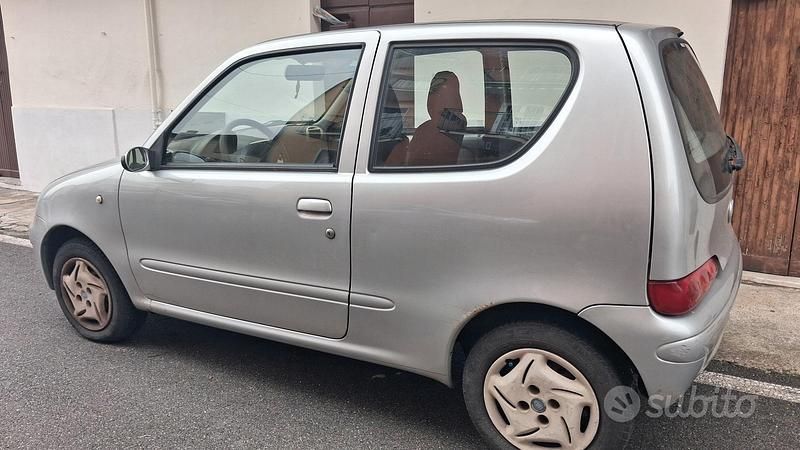 Usata Fiat 600 2006 Grigio Berlina