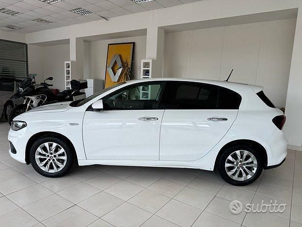 Usata Fiat Tipo Lounge 95 CV (69 kW) 2019 Bianco Station wagon