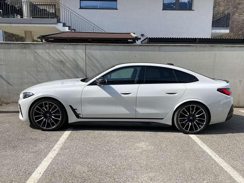 Usata BMW i4 400 kW (544 CV) 2022 Bianco Berlina