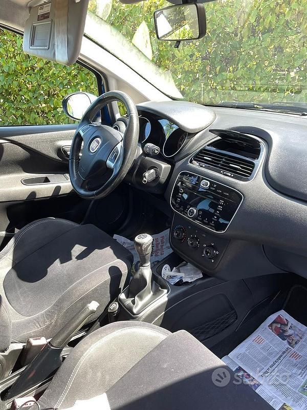 Usata Fiat Grande Punto 2013 Blu Utilitaria