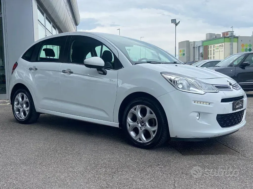 Usata Citroën C3 Exclusive 68 CV (50 kW) 2015 Bianco Berlina