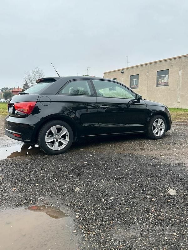 Usata Audi A1 82 CV (60 kW) 2017 Nero Berlina