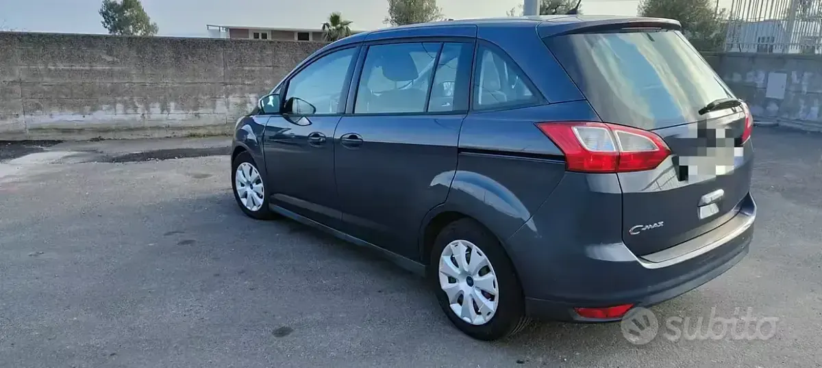 Usata Ford C-MAX 115 CV (84 kW) 2013 Bluazzurro Monovolume