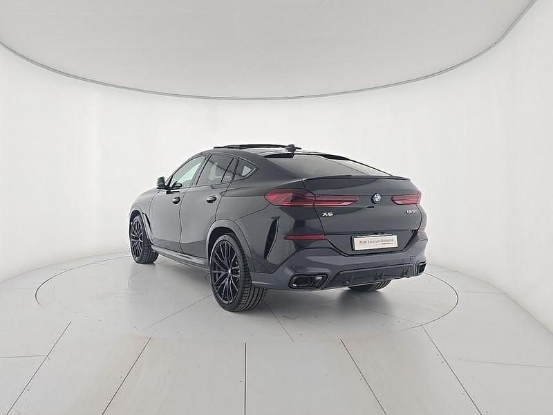 Usata BMW X6 M50 530 CV (389 kW) 2023 Nero SUV