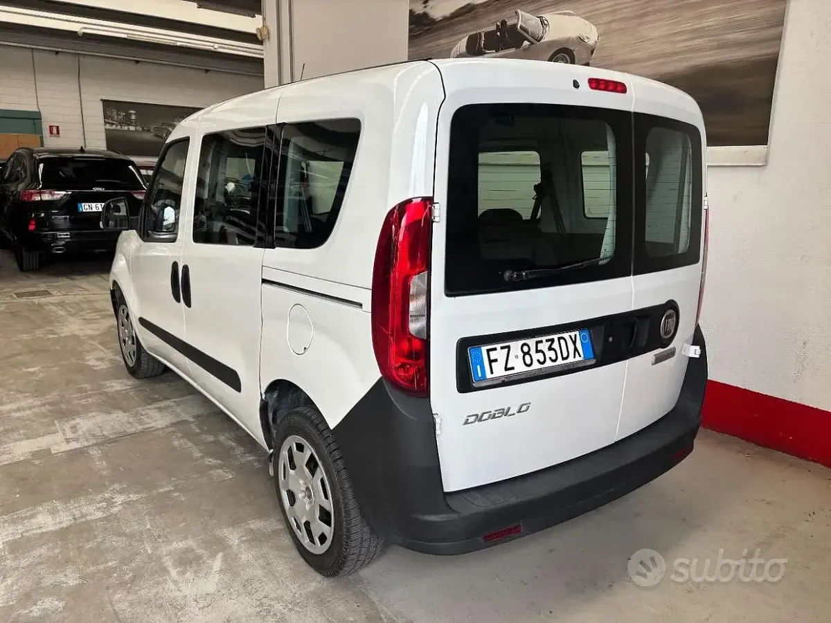 Usata Fiat Doblò 95 CV (69 kW) 2019 Bianco Monovolume