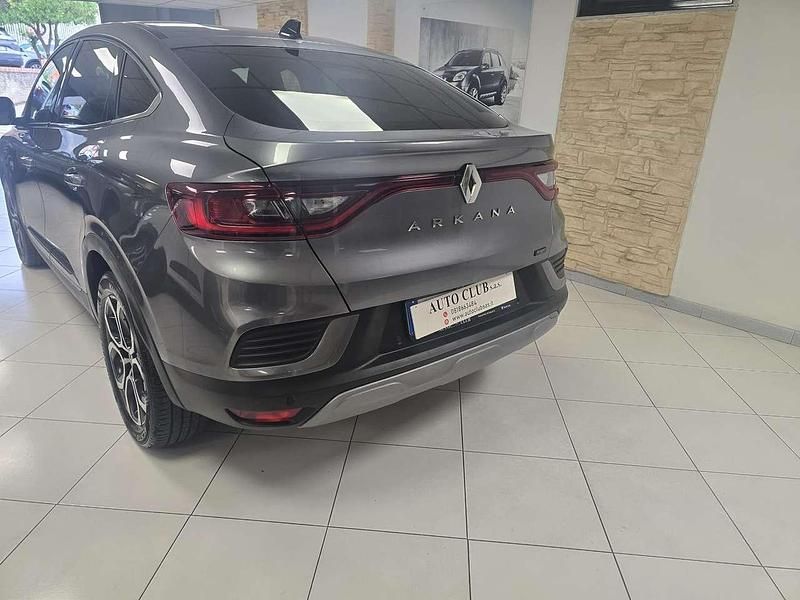 Usata Renault Arkana Intens 94 CV (69 kW) 2023 Grigio scisto SUV