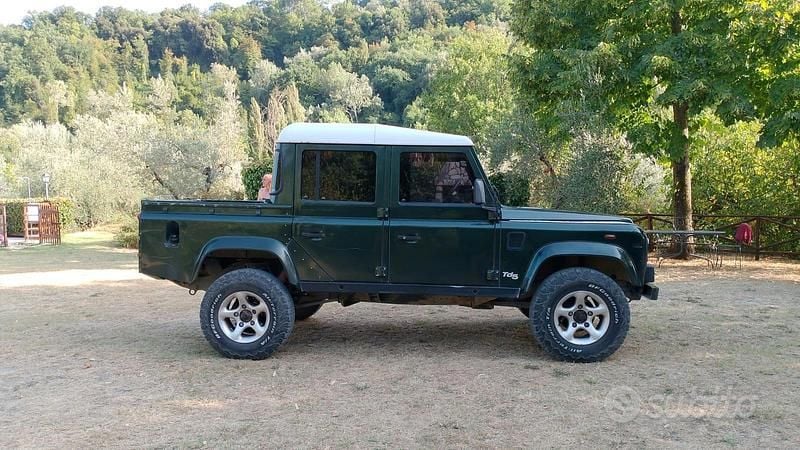 Usata Land Rover Defender 122 CV (89 kW) 2002 Verde SUV