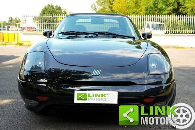 Usata Fiat Barchetta 130 CV (95 kW) 1999 Nero Cabrio