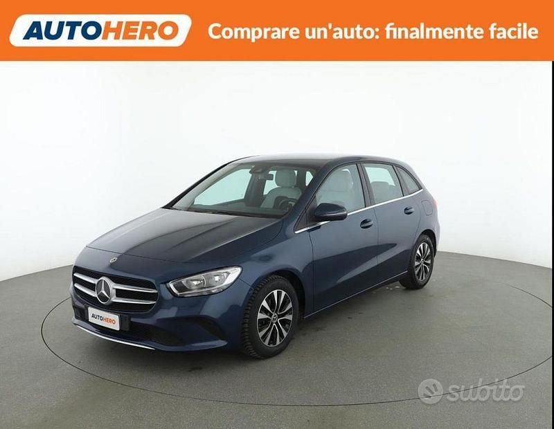 Usata Mercedes B180 Executive 136 CV (100 kW) 2022 Blu Monovolume