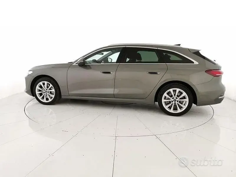Usata Audi A5 Advanced 204 CV (150 kW) 2025 Grigio Station wagon