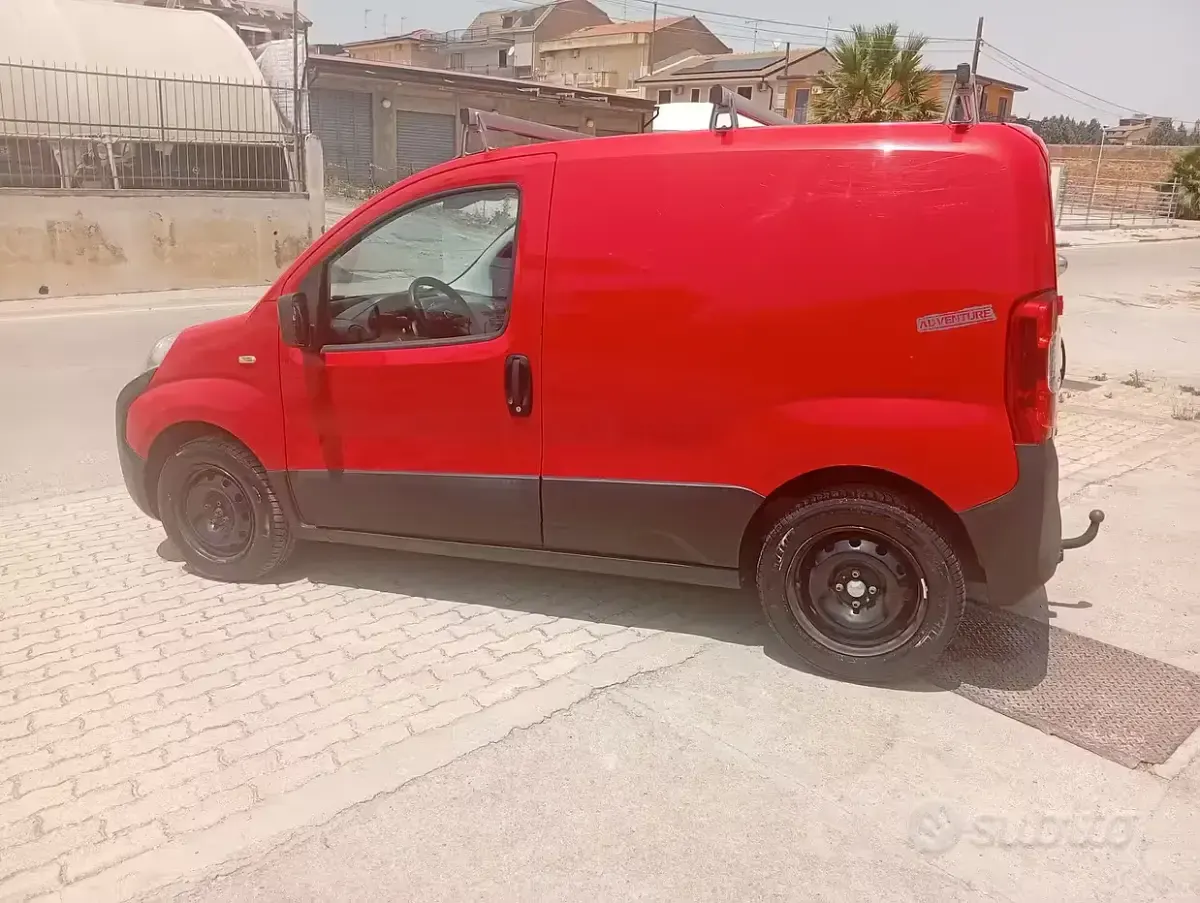 Usata Fiat Fiorino 95 CV (69 kW) 2016 Rosso Monovolume