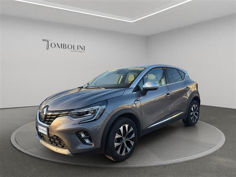 Usata Renault Captur Techno 90 CV (66 kW) 2024 Grigio scuro SUV