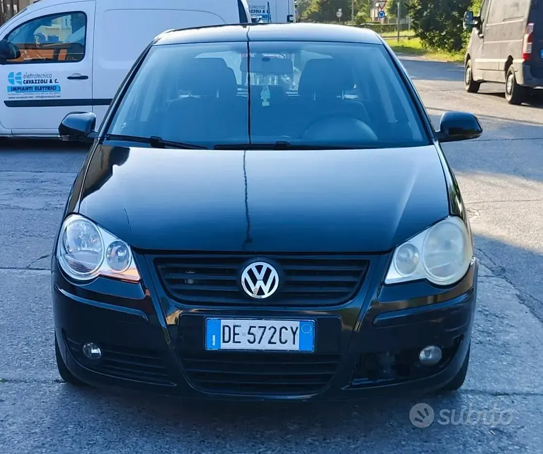 Usata VW Polo Sportline 69 CV (50 kW) 2007 Nero Utilitaria