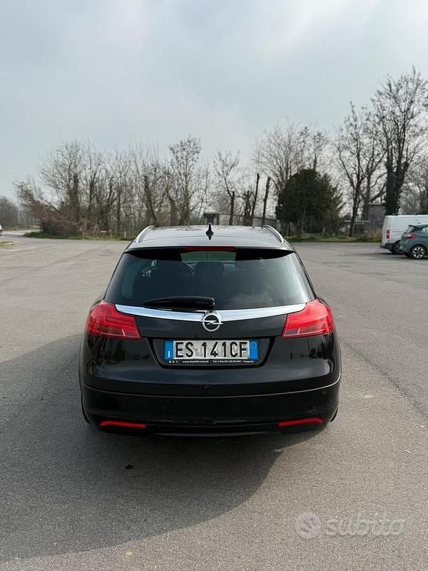 Usata Opel Insignia Cosmo 160 CV (117 kW) 2013 Nero Station wagon