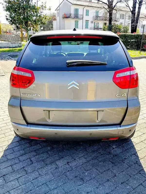 Usata Citroën C4 Picasso Style 109 CV (80 kW) 2009 Marrone Monovolume