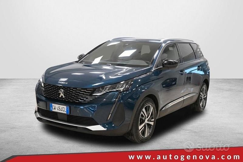 Usata Peugeot 5008 Allure 131 CV (96 kW) 2024 Blu SUV