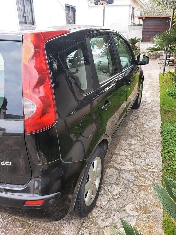 Usata Nissan Note 86 CV (63 kW) 2006 Nero Utilitaria