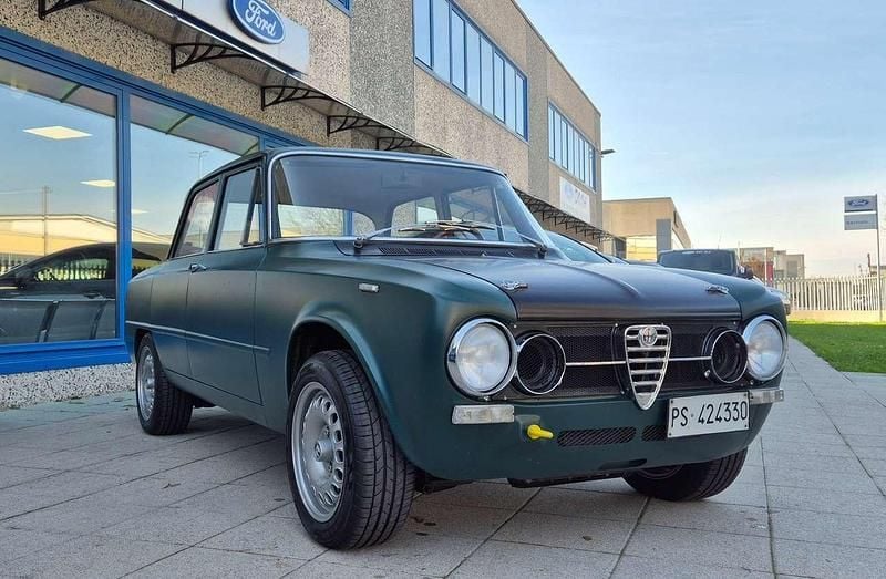 Usata Alfa Romeo Giulia Super 88 CV (64 kW) 1972 Verde Berlina