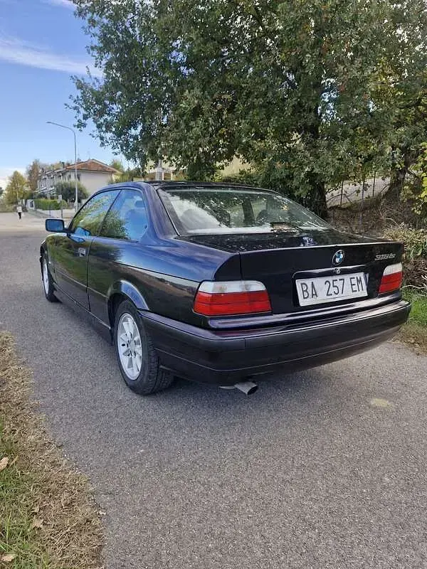 Usata BMW 318 140 CV (102 kW) 1998 Berlina