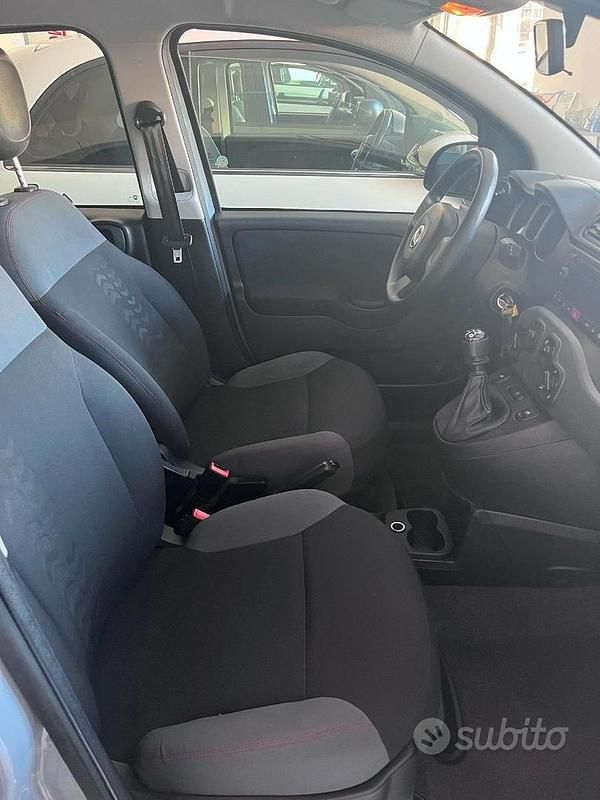 Usata Fiat Panda 69 CV (50 kW) 2020 Grigio Utilitaria