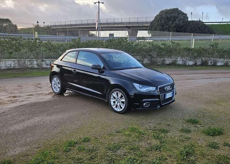 Usata Audi A1 Sportback Ambition 90 CV (66 kW) 2012 Utilitaria