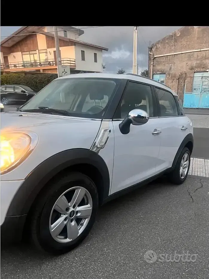 Usata Mini Cooper Countryman 90 CV (66 kW) 2015 Bianco SUV