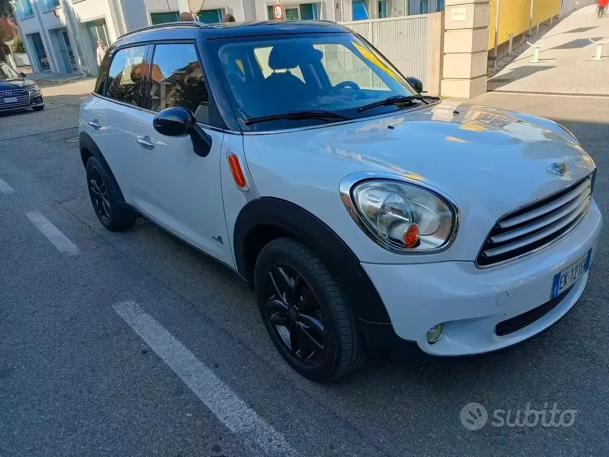 Usata Mini Cooper Countryman 2011 SUV