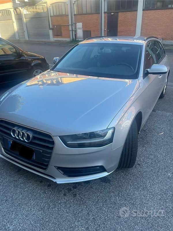 Grigio Usata 2013 Audi A4 Business Station wagon | 7999 € (Ottimo prezzo) - Immagine 1/4