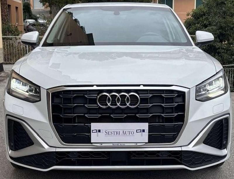 Usata Audi Q2 S-Line 116 CV (85 kW) 2023 Bianco perla SUV