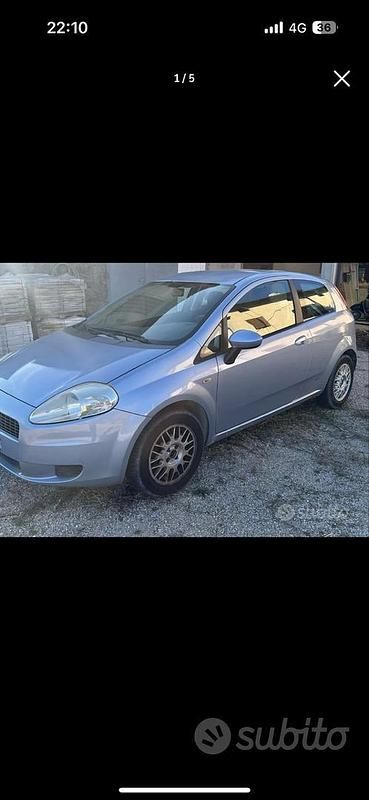 Usata Fiat Grande Punto 65 CV (47 kW) 2006 Blu Utilitaria