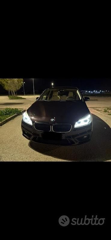 Usata BMW 218 Active Tourer Efficient Dynamics 2015 Marrone Monovolume