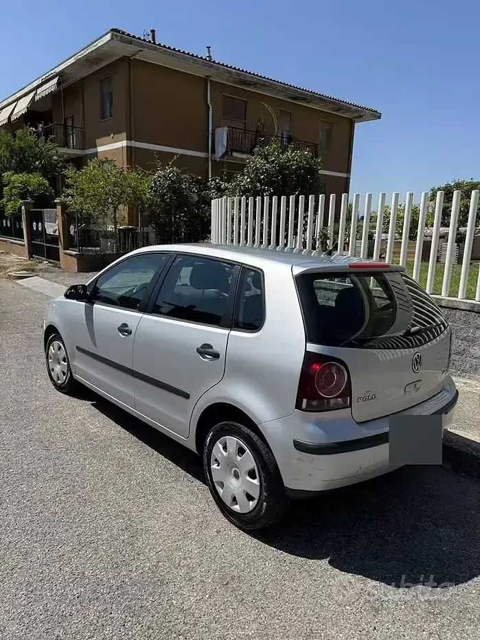 Usata VW Polo 64 CV (47 kW) 2007 Grigio Utilitaria