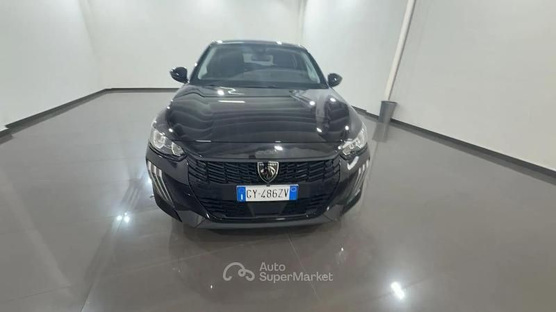 Usata Peugeot 208 Allure 101 CV (74 kW) 2025 Nero Utilitaria