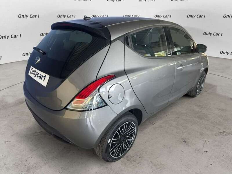 Usata Lancia Ypsilon S 69 CV (50 kW) 2023 Grigio Utilitaria
