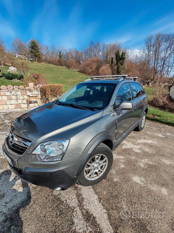 Usata Opel Antara 150 CV (110 kW) 2007 Marrone SUV