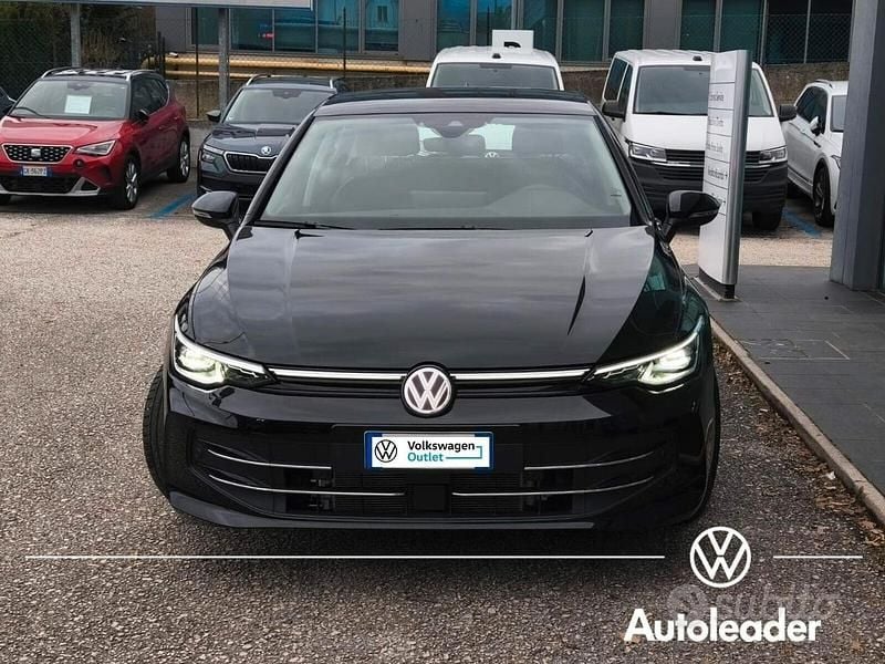 Usata VW Golf VIII Style 150 CV (110 kW) 2025 Nero Berlina