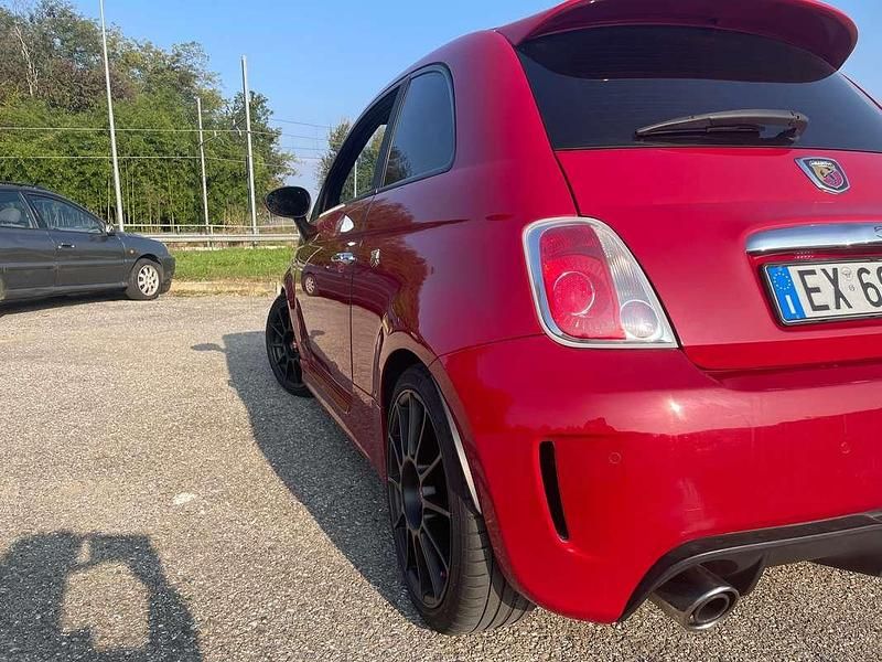 Usata Abarth 595C Custom 135 CV (99 kW) 2014 Rosso Cabrio