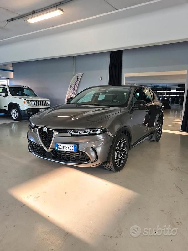 Usata Alfa Romeo Tonale Ti 131 CV (96 kW) 2024 Grigio SUV