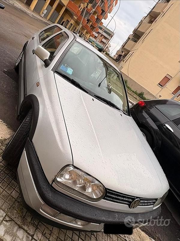 Usata VW Golf III GT 1996 Grigio Utilitaria
