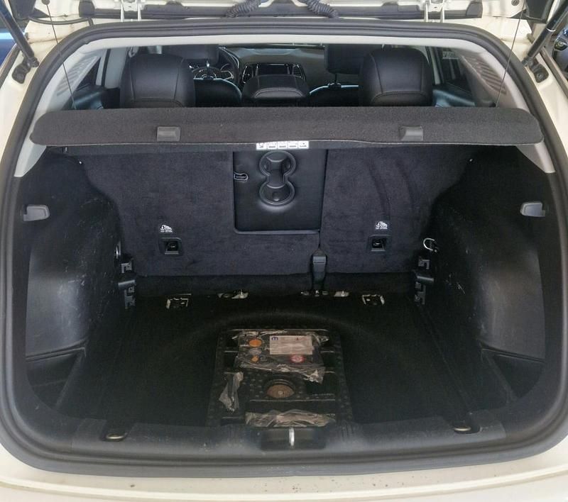 Usata Jeep Compass Limited 120 CV (88 kW) 2019 Bianco SUV