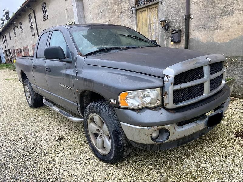 Usata 2007 Dodge Ram Pick-up | 15.000 € - Immagine 1/4