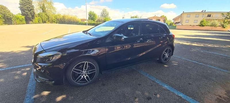 Usata Mercedes A200 AMG 136 CV (100 kW) 2016 Nero Berlina
