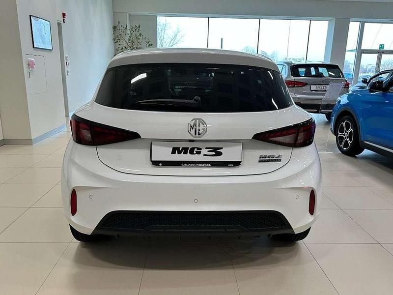Nuova MG MG3 Luxury 102 CV (75 kW) 2026 Bianco Utilitaria