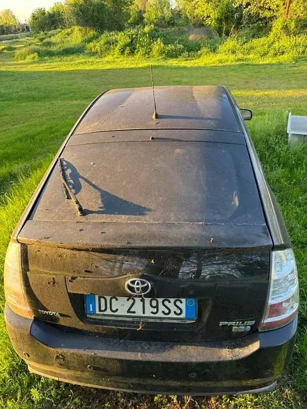 Usata Toyota Prius 77 CV (56 kW) 2006 Nero Utilitaria